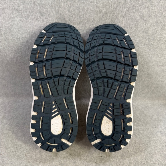 Brooks Gray Athletic Shoes - Picture 8 of 10